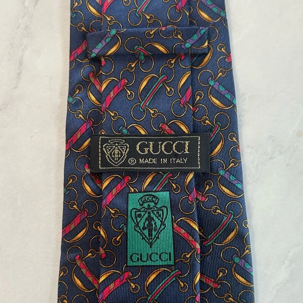GUCCI Vintage Silk Print Tie